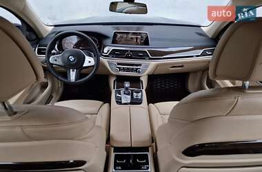 Седан BMW 7 Series 2019 в 