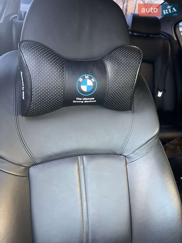 Седан BMW 7 Series 2010 в Луцке