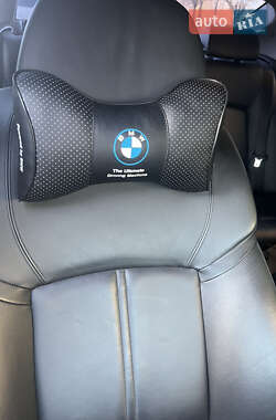Седан BMW 7 Series 2010 в 