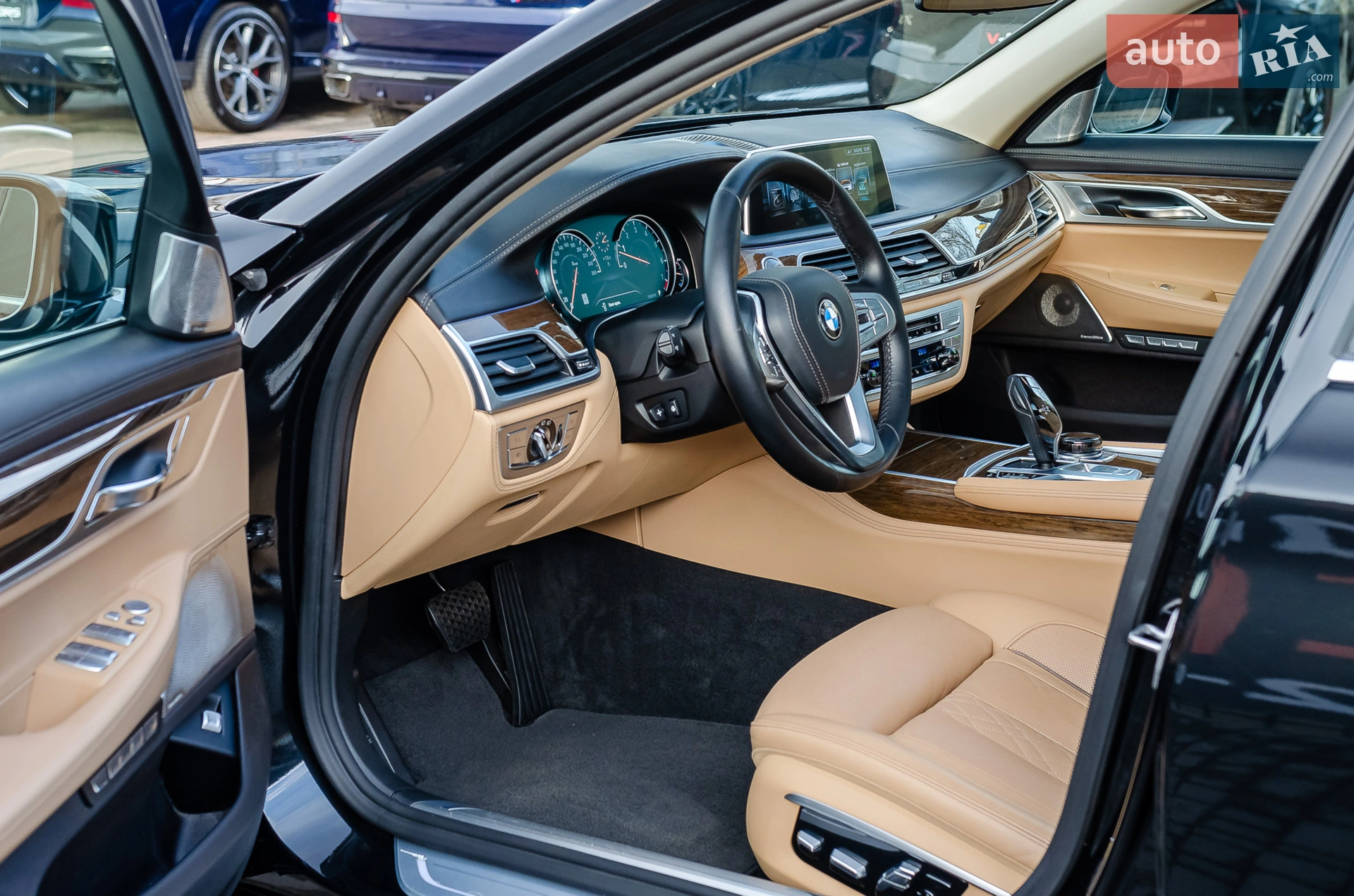 2016 BMW 7er - мініатюра 18
