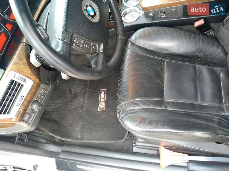 Седан BMW 7 Series 2004 в Херсоні