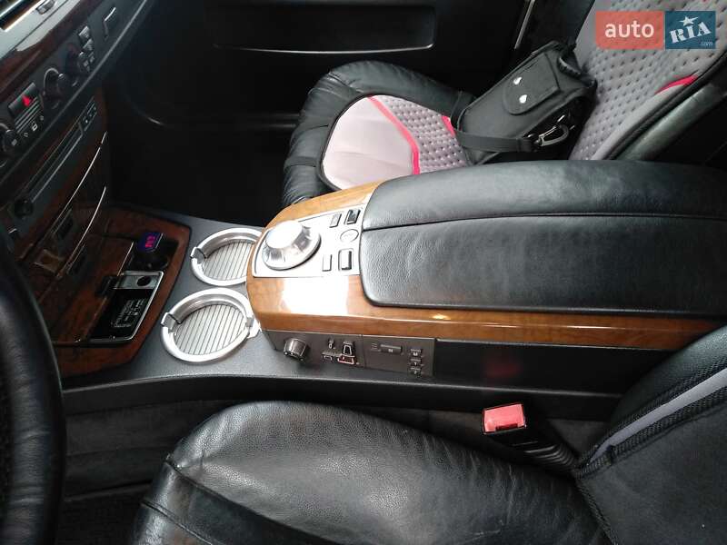 Седан BMW 7 Series 2004 в Херсоні