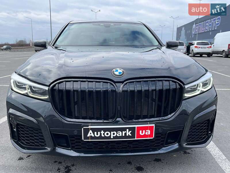 Седан BMW 7 Series 2018 в Львові