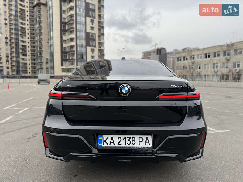 Седан BMW 7 Series 2023 в Киеве фото 28 Седан BMW 7 Series 2023 в Киеве