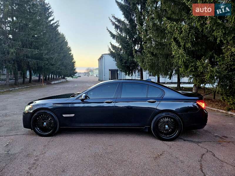 Седан BMW 7 Series 2013 в Житомире