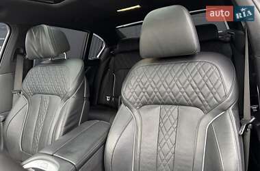 Седан BMW 7 Series 2018 в 