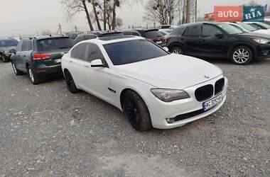 Седан BMW 7 Series 2011 в Ровно