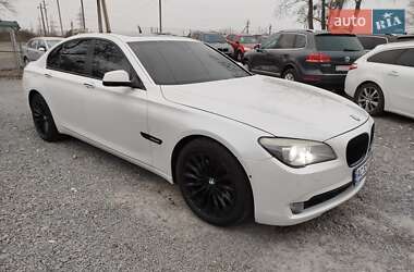 Седан BMW 7 Series 2011 в Ровно