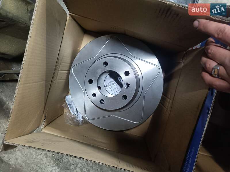 Седан BMW 7 Series 1997 в Черновцах