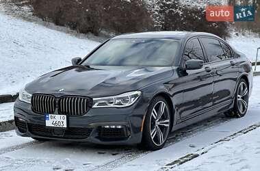 Седан BMW 7 Series 2018 в Ровно