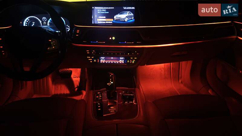 Седан BMW 7 Series 2016 в Тернополе