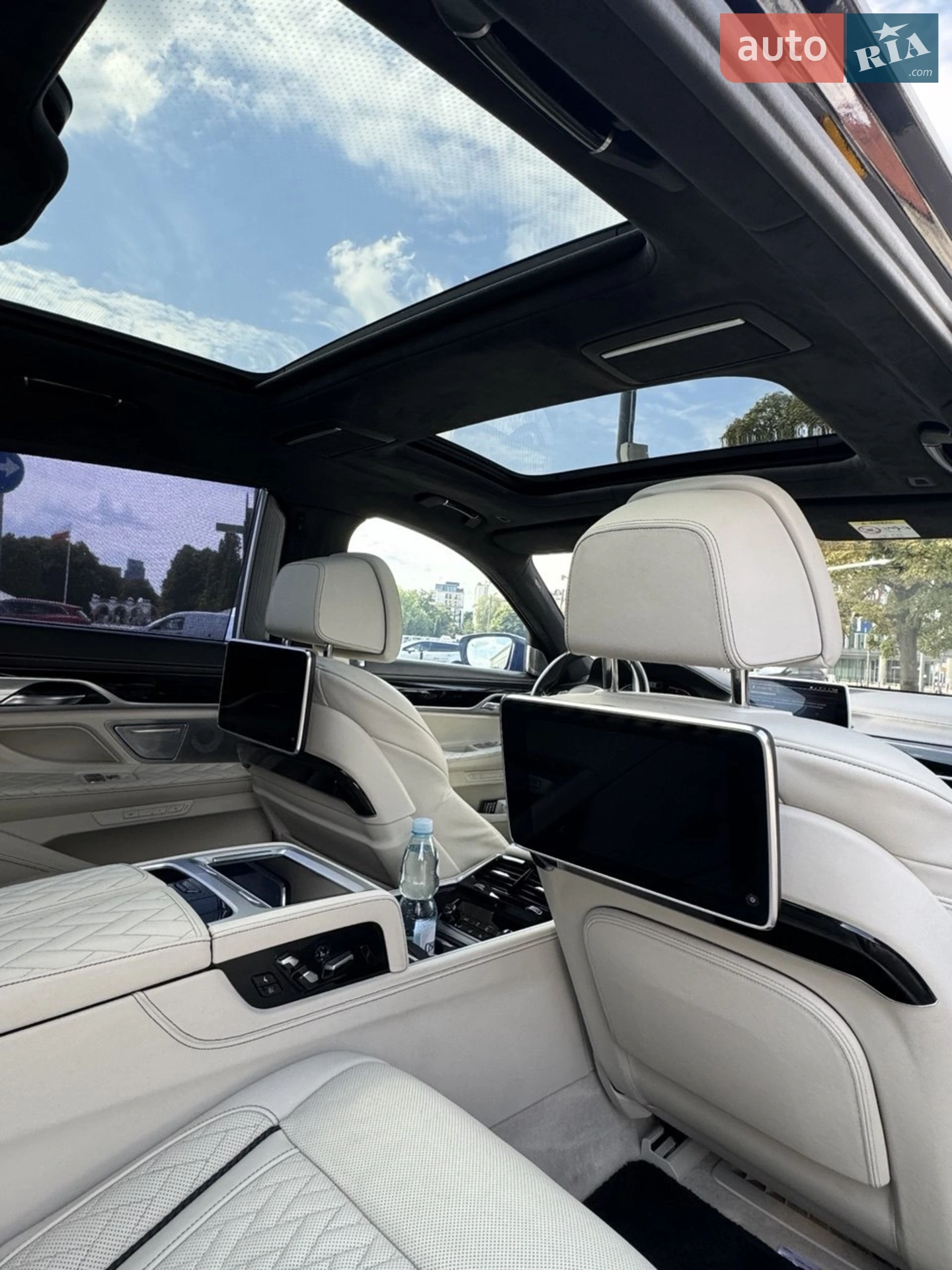 2019 BMW 7er - мініатюра 18