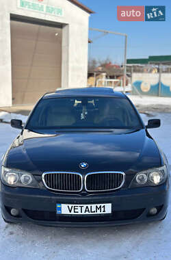 Седан BMW 7 Series 2005 в Рокитному