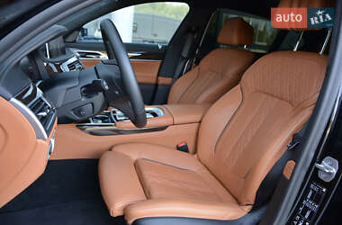 Седан BMW 7 Series 2019 в 