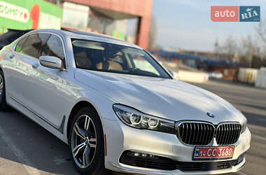 Седан BMW 7 Series 2015 в 