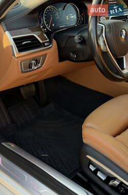 Седан BMW 7 Series 2015 в 