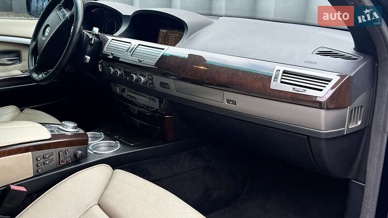 Седан BMW 7 Series 2008 в Запоріжжі