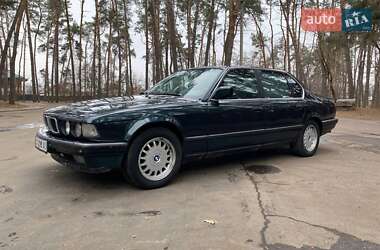 Седан BMW 7 Series 1993 в Черкассах