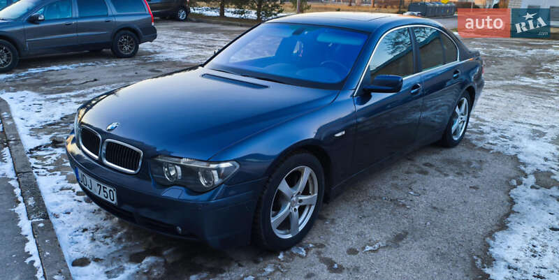 Седан BMW 7 Series 2002 в Львове