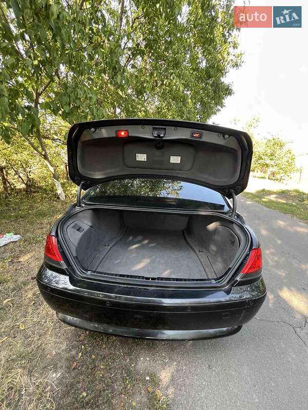 Седан BMW 7 Series 2003 в Шполе