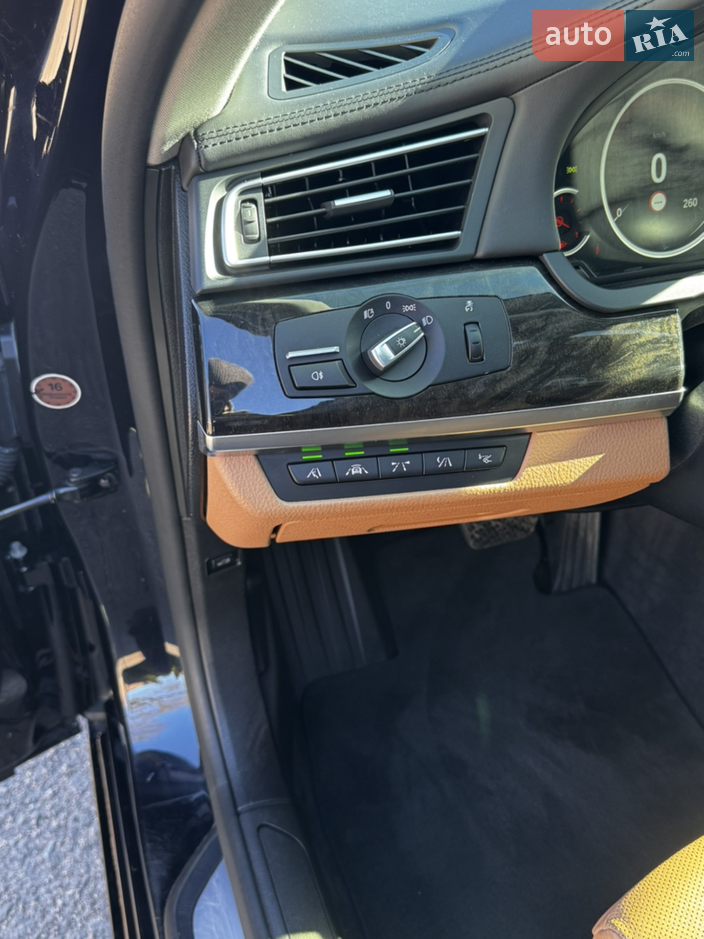 2012 BMW 7er - мініатюра 18