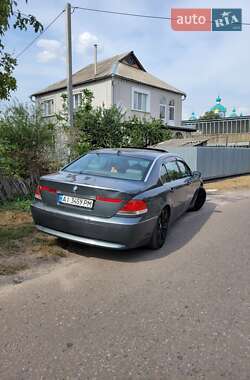 Седан BMW 7 Series 2002 в 