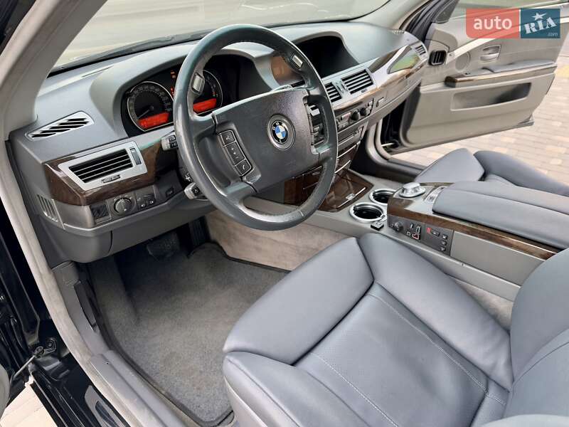 Седан BMW 7 Series 2003 в Одессе