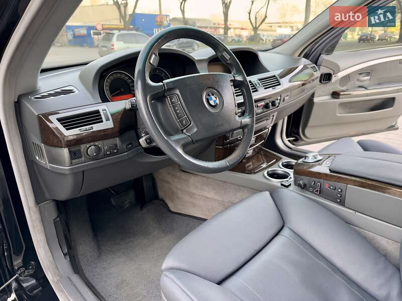 Седан BMW 7 Series 2003 в Одессе