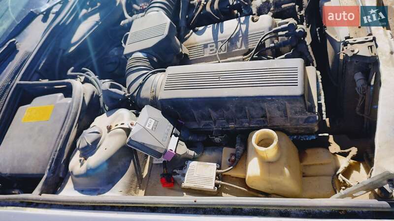 Седан BMW 7 Series 1987 в Верховине фото 10 Седан BMW 7 Series 1987 в Верховине