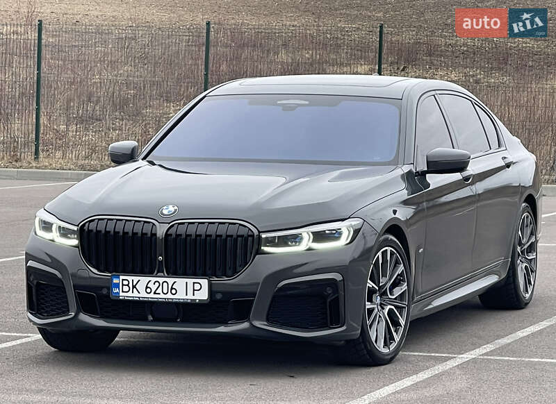 Седан BMW 7 Series 2020 в Ровно
