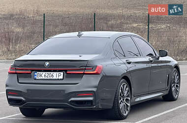 Седан BMW 7 Series 2020 в Рівному