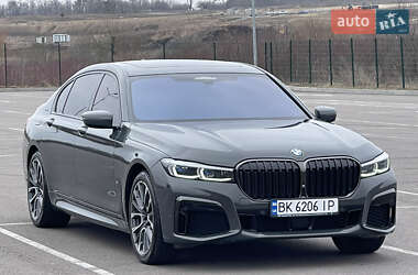 Седан BMW 7 Series 2020 в Рівному