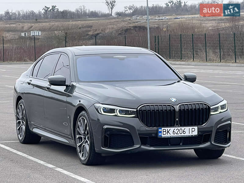 Седан BMW 7 Series 2020 в Ровно