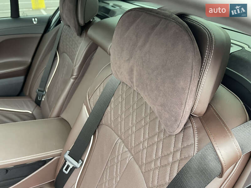 Седан BMW 7 Series 2020 в Ровно