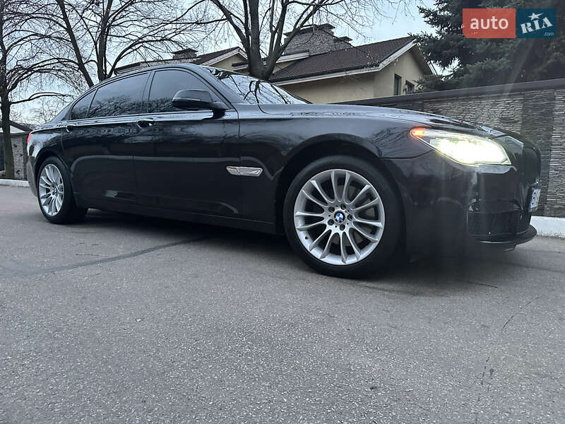 Седан BMW 7 Series 2012 в Днепре