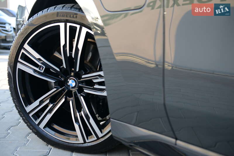 Седан BMW 7 Series 2023 в Мукачево