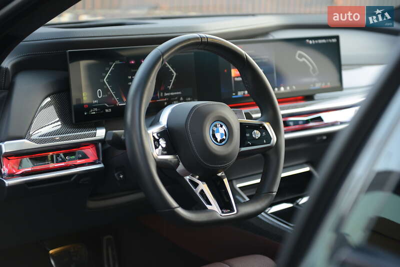 Седан BMW 7 Series 2023 в Мукачево