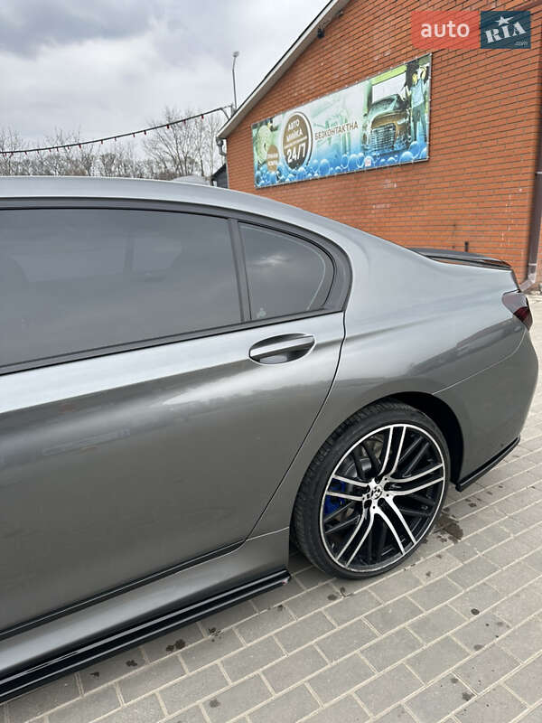 Седан BMW 7 Series 2018 в Киеве