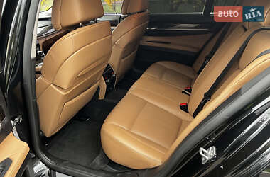 Седан BMW 7 Series 2011 в 