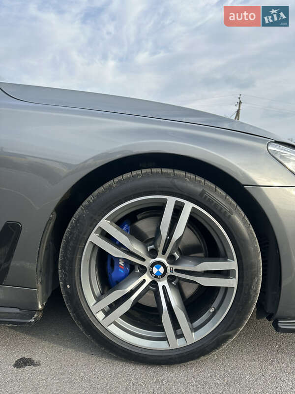 Седан BMW 7 Series 2018 в Киеве