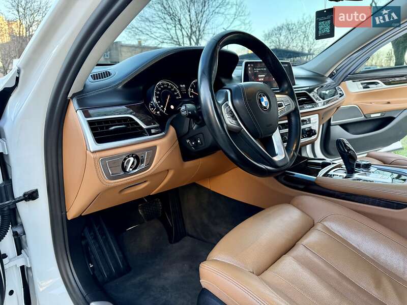 Седан BMW 7 Series 2017 в Одесі