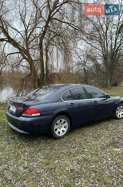 Седан BMW 7 Series 2002 в 
