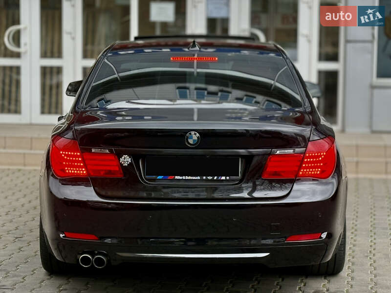 Седан BMW 7 Series 2012 в Одесі