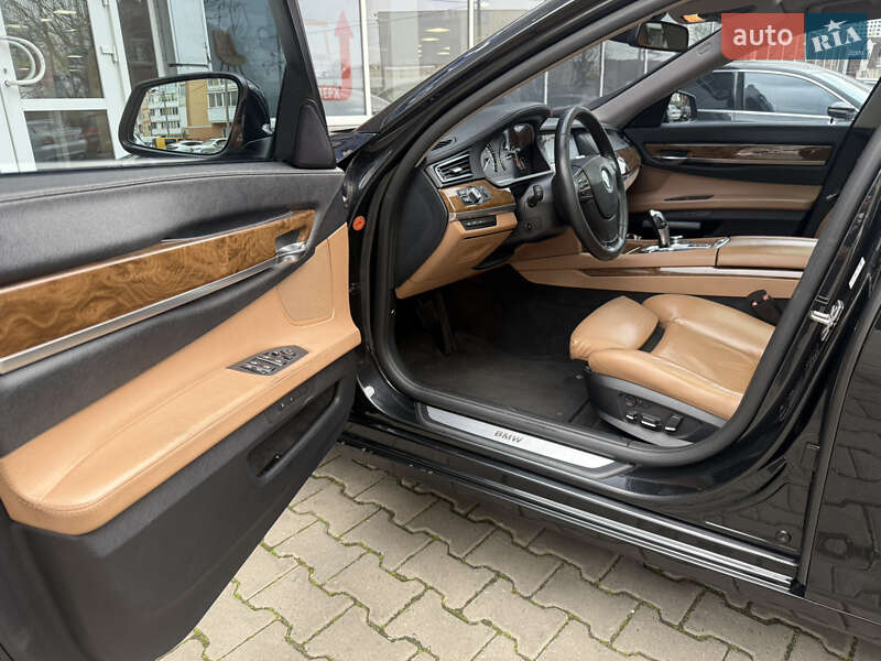 Седан BMW 7 Series 2012 в Одесі