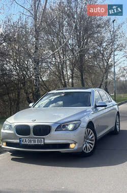 Седан BMW 7 Series 2010 в 