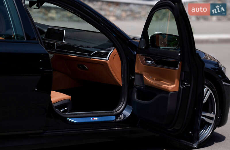 Седан BMW 7 Series 2019 в Одессе фото 27 Седан BMW 7 Series 2019 в Одессе