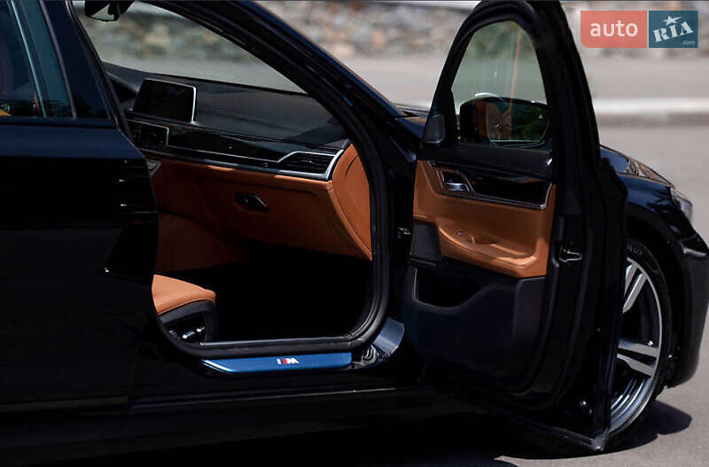 Седан BMW 7 Series 2019 в Одессе фото 35 Седан BMW 7 Series 2019 в Одессе