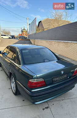 Седан BMW 7 Series 1996 в 