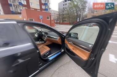 Седан BMW 7 Series 2017 в 