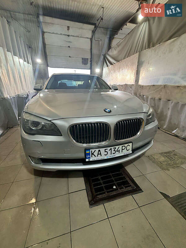 Седан BMW 7 Series 2011 в Киеве фото 16 Седан BMW 7 Series 2011 в Киеве